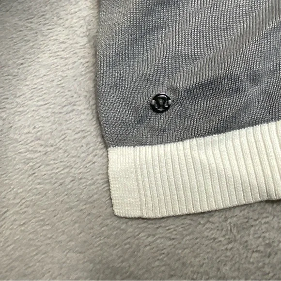 Lululemon Hatha Colorblock Wrap. Size OS. Gray, - Picture 4 of 5